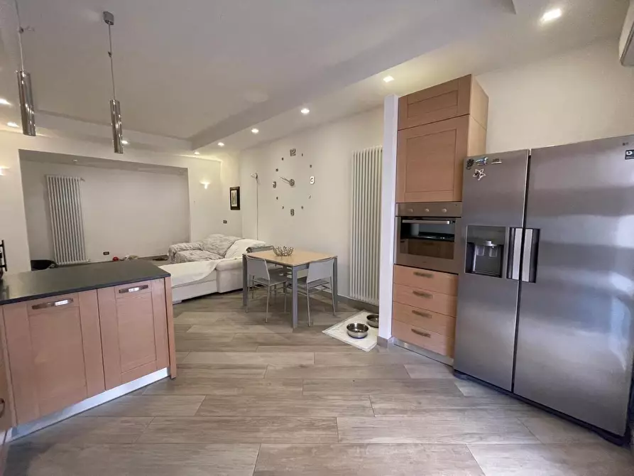 Immagine 15 di Appartamento in vendita  a Carrara