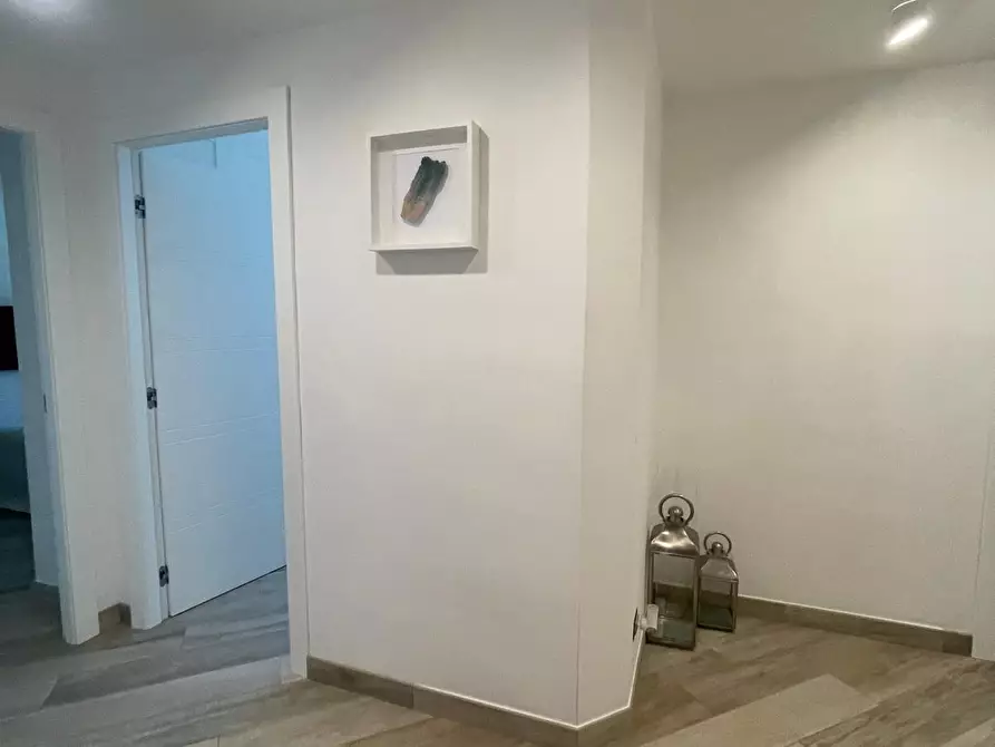 Immagine 18 di Appartamento in vendita  a Carrara