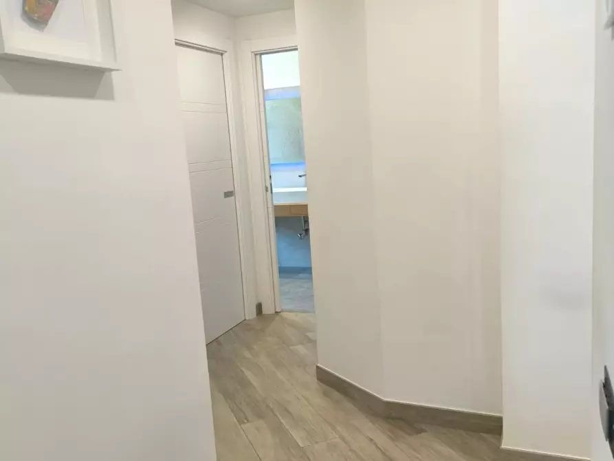 Immagine 27 di Appartamento in vendita  a Carrara