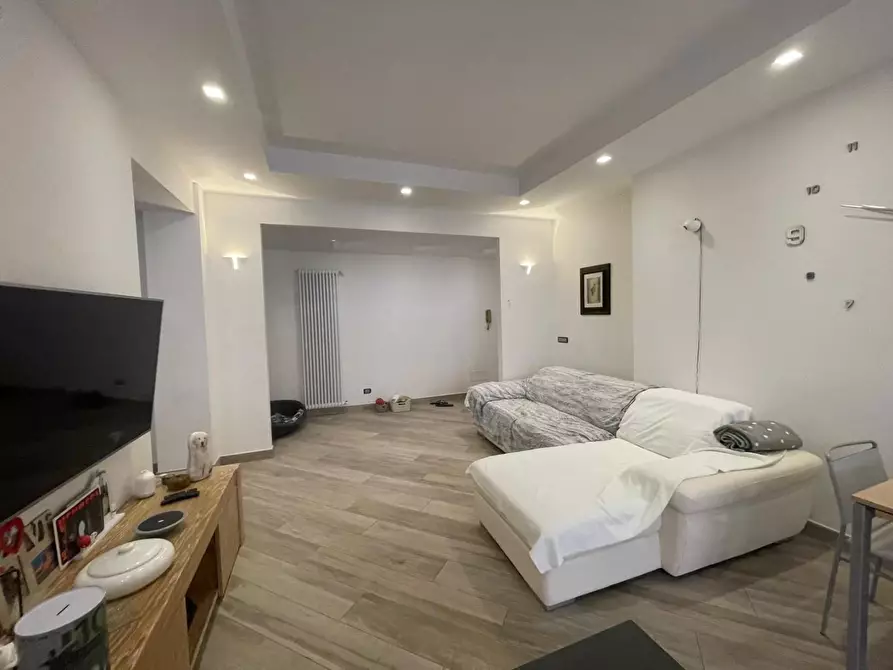 Immagine 16 di Appartamento in vendita  a Carrara