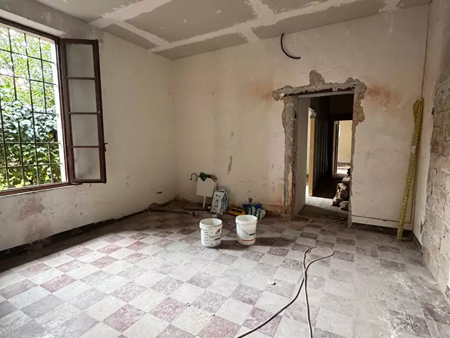 Immagine 16 di Appartamento in vendita  a Siena