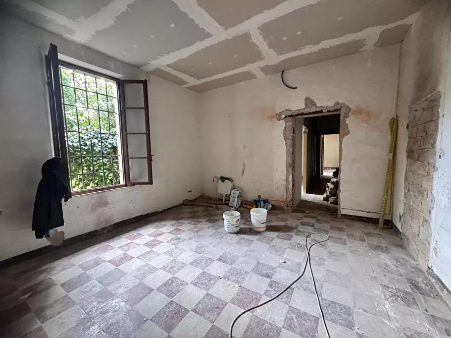 Immagine 5 di Appartamento in vendita  a Siena