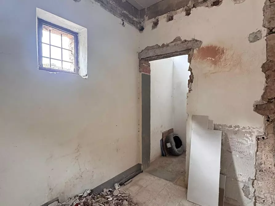 Immagine 8 di Appartamento in vendita  a Siena