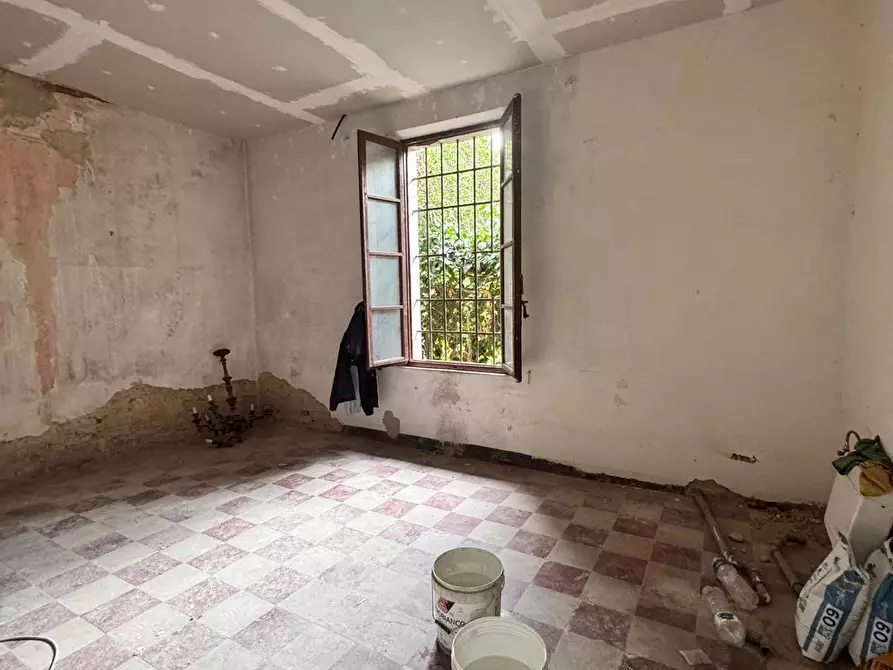 Immagine 14 di Appartamento in vendita  a Siena