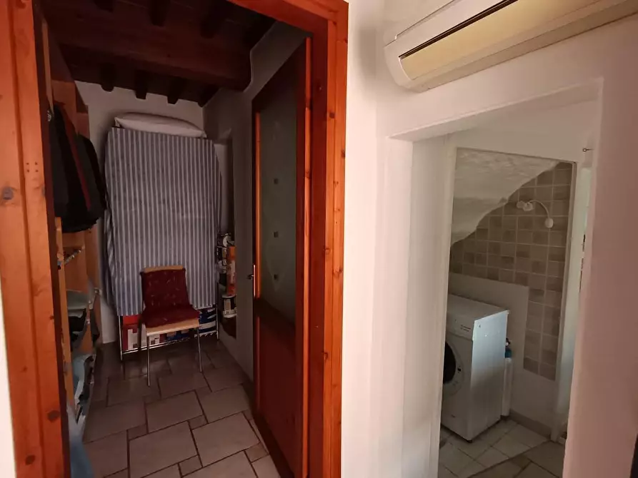 Immagine 8 di Appartamento in vendita  a Pescia