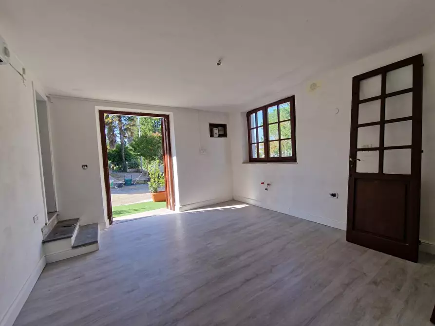 Immagine 5 di Terratetto in vendita  a Crespina Lorenzana