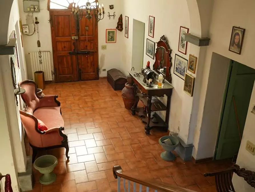 Immagine 5 di Villa in vendita  a Vicopisano