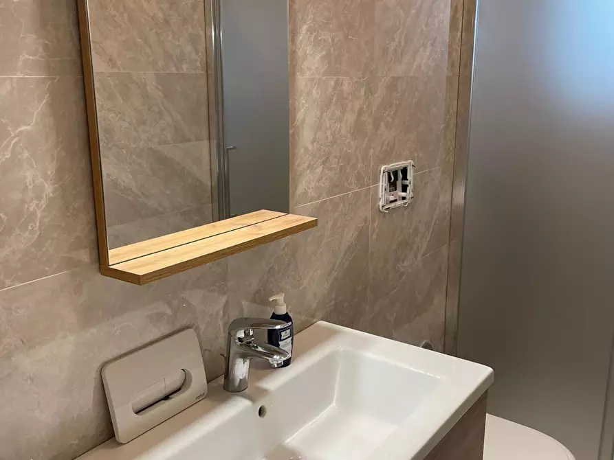 Immagine 7 di Appartamento in affitto  a Viareggio