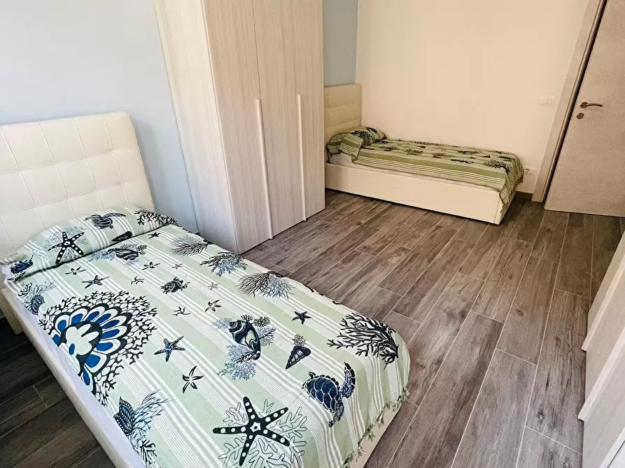 Immagine 11 di Appartamento in affitto  a Viareggio