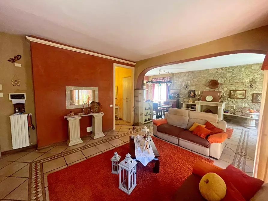 Immagine 3 di Appartamento in vendita  a Poggibonsi