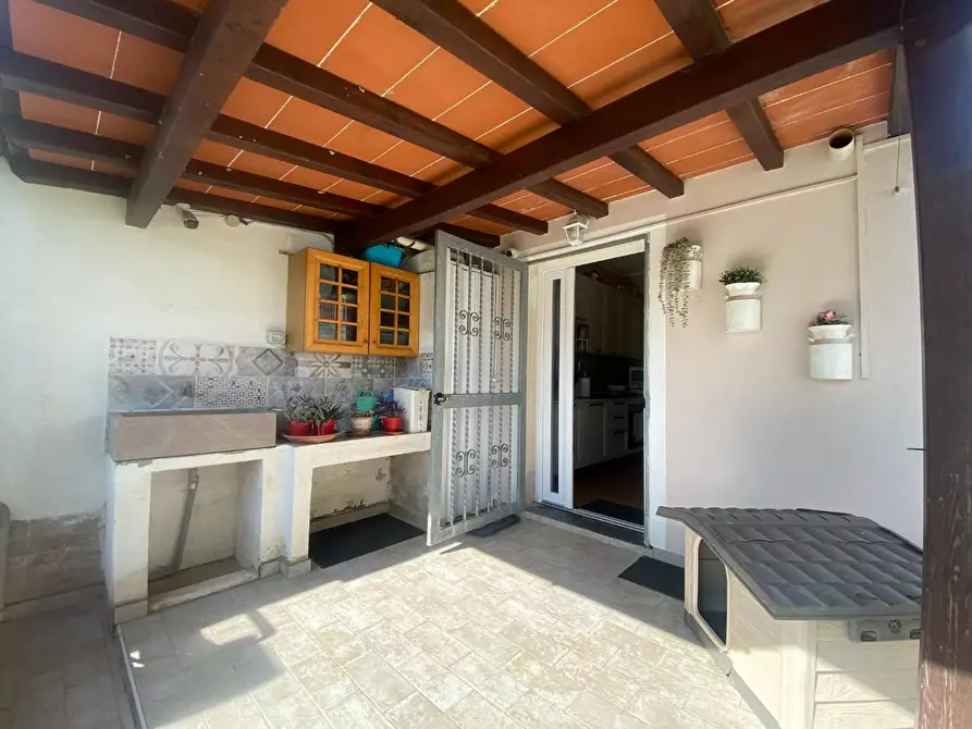 Immagine 40 di Terratetto in vendita  a Santa Maria A Monte