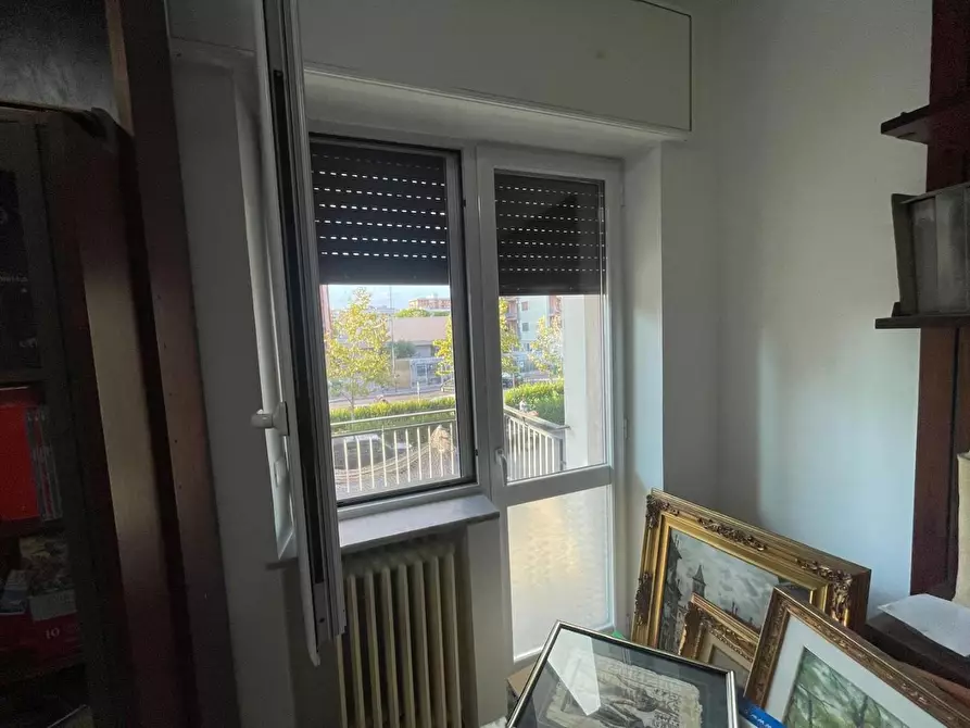 Immagine 11 di Appartamento in vendita  a Taranto