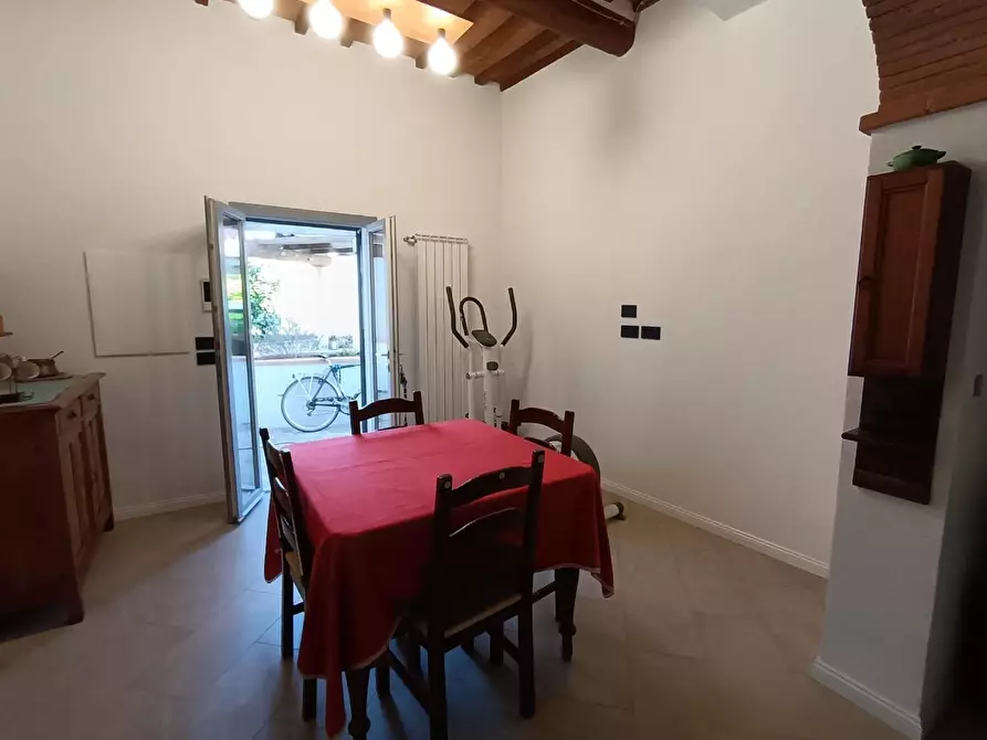 Immagine 25 di Appartamento in vendita  a Empoli