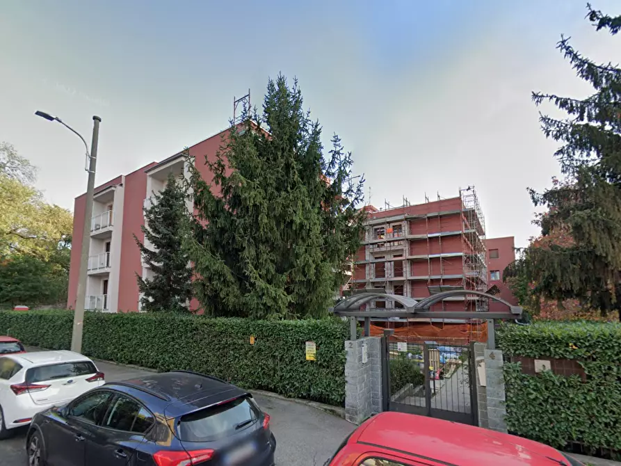 Immagine 2 di Ufficio in vendita  a Monza