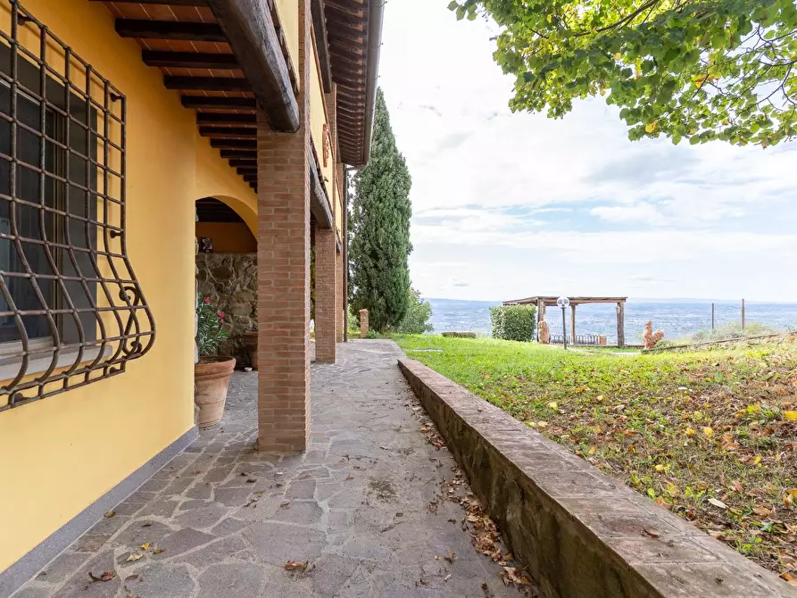 Immagine 27 di Casa colonica in vendita  a Capraia E Limite