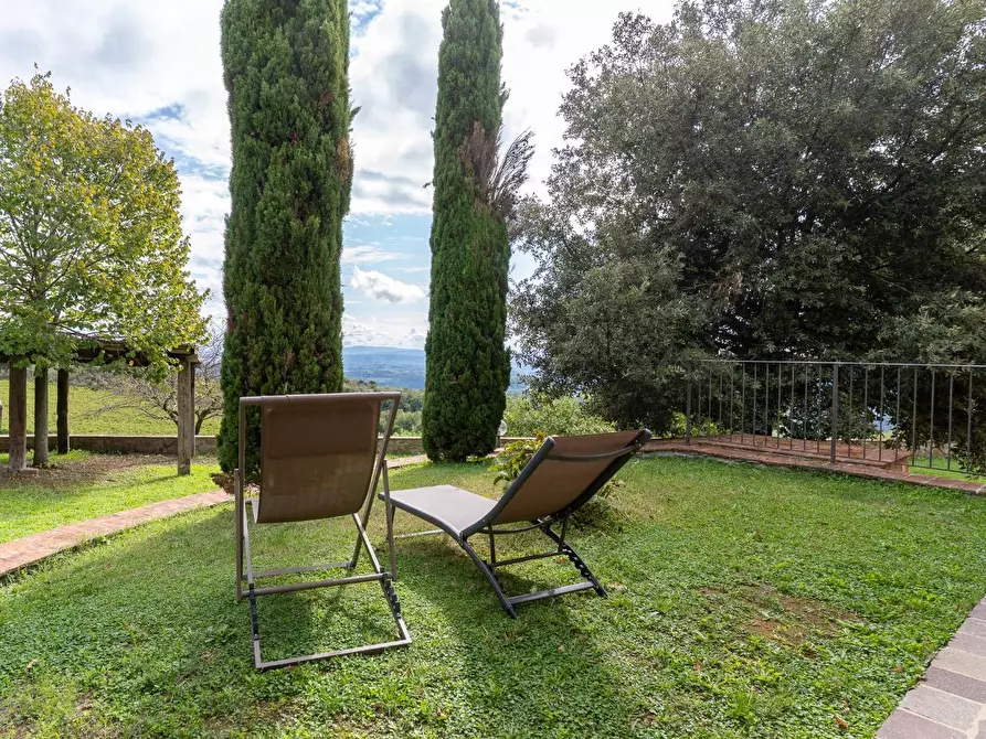 Immagine 86 di Casa colonica in vendita  a Capraia E Limite