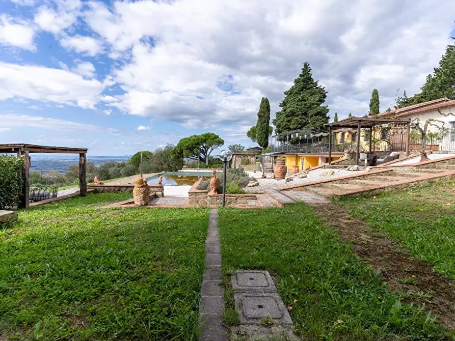 Immagine 99 di Casa colonica in vendita  a Capraia E Limite