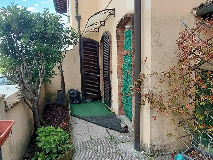 Immagine 7 di Appartamento in vendita  a Ponsacco