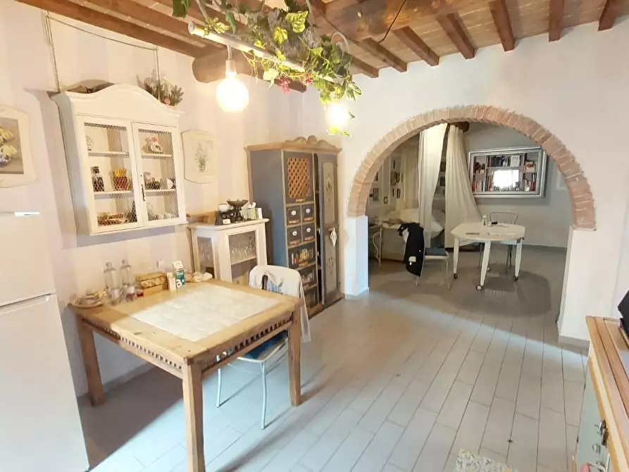 Immagine 11 di Appartamento in vendita  a Ponsacco