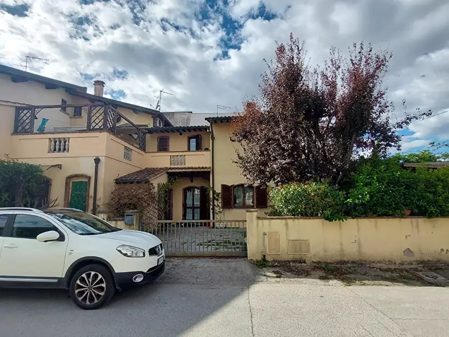 Immagine 2 di Appartamento in vendita  a Ponsacco