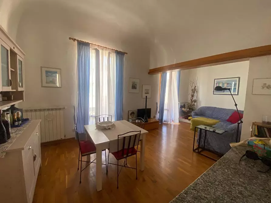 Immagine 7 di Appartamento in vendita  a Viareggio