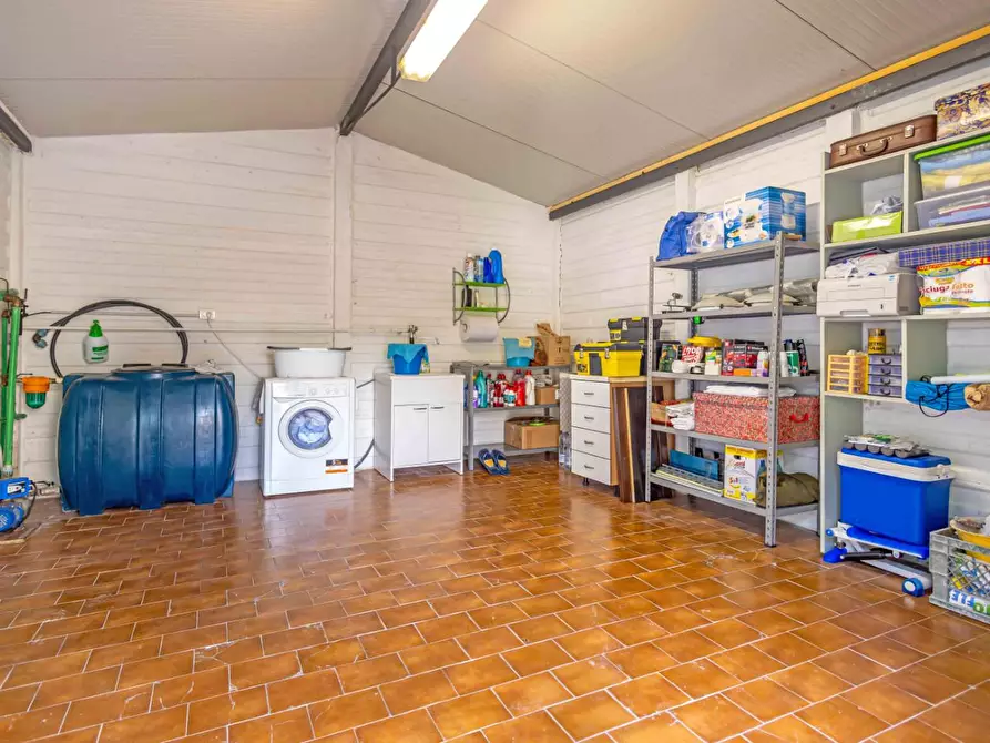 Immagine 21 di Casa semindipendente in vendita  a Cascina