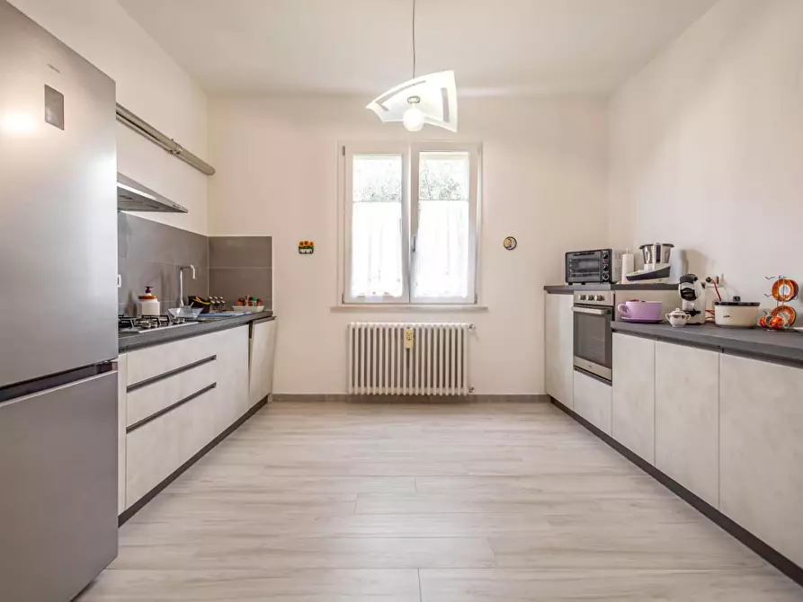 Immagine 8 di Casa semindipendente in vendita  a Cascina