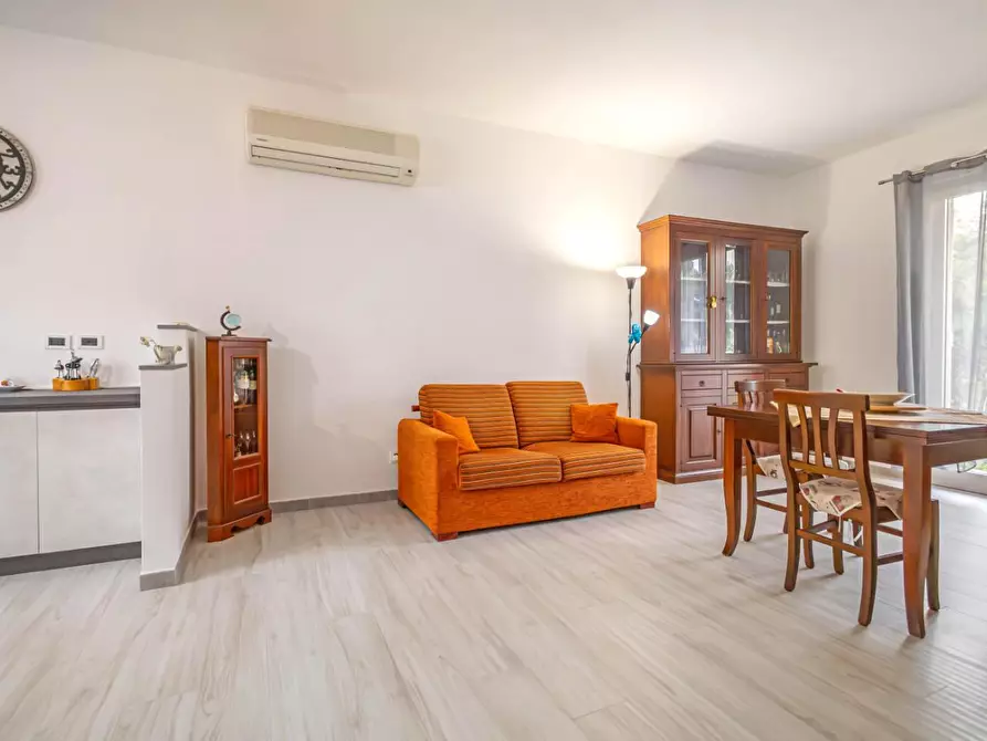 Immagine 6 di Casa semindipendente in vendita  a Cascina