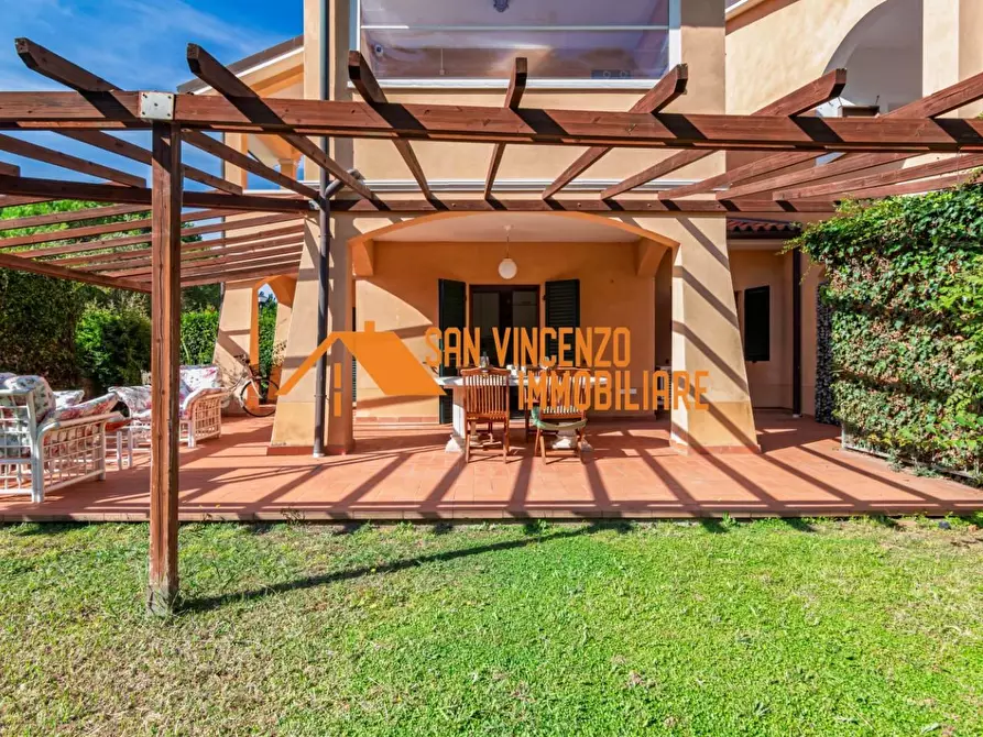 Immagine 2 di Villetta a schiera in vendita  a San Vincenzo