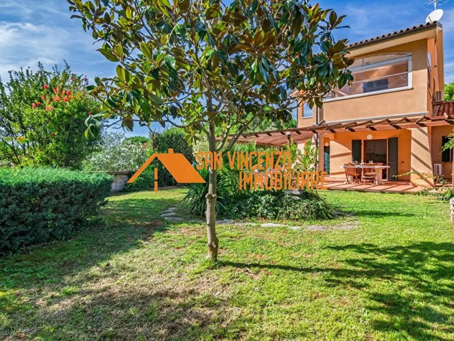 Immagine 1 di Villetta a schiera in vendita  a San Vincenzo