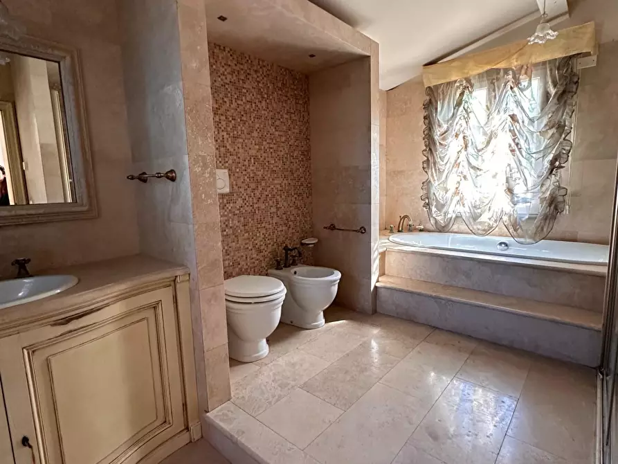 Immagine 18 di Appartamento in vendita  a Cascina