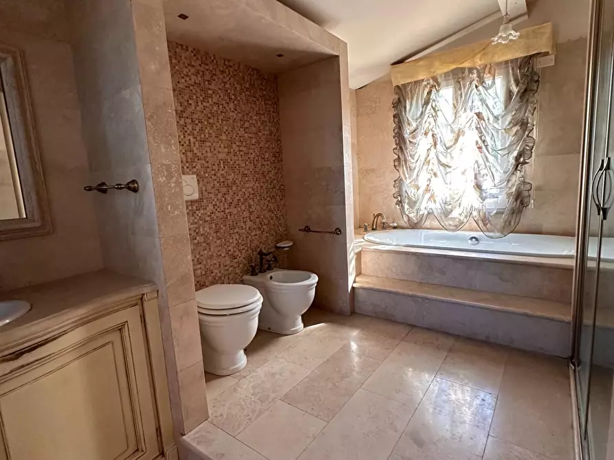 Immagine 20 di Appartamento in vendita  a Cascina