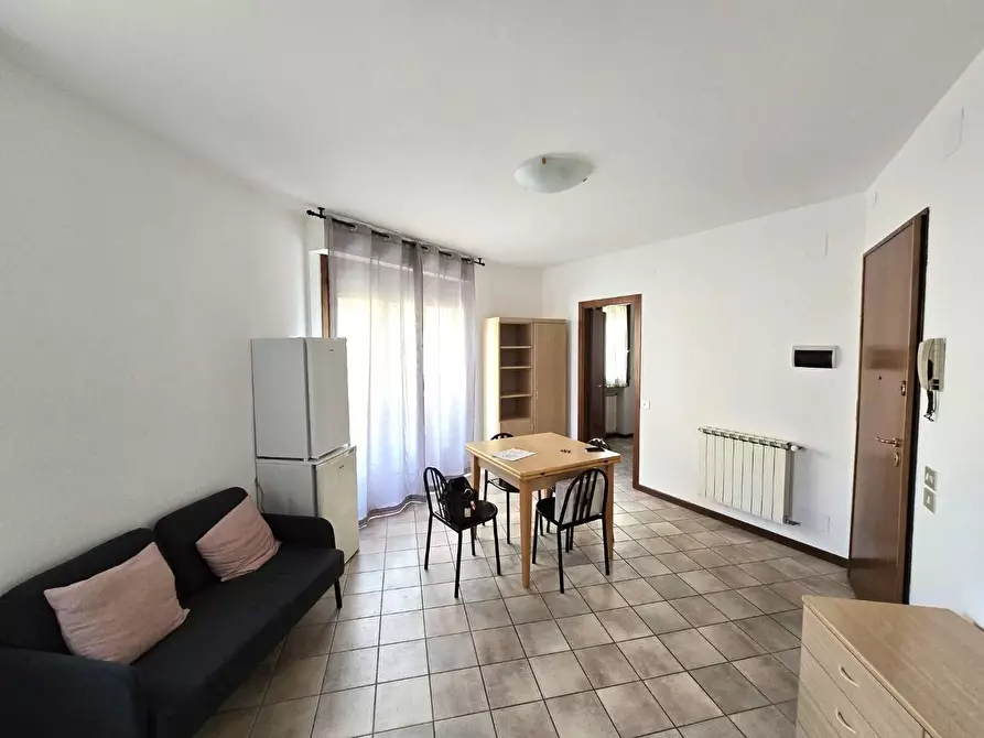 Immagine 1 di Appartamento in vendita  a San Gimignano