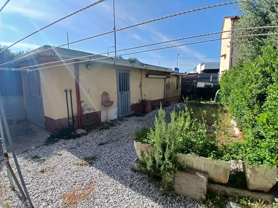 Immagine 16 di Appartamento in vendita  a San Giuliano Terme