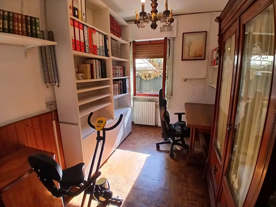 Immagine 8 di Appartamento in vendita  a San Giuliano Terme