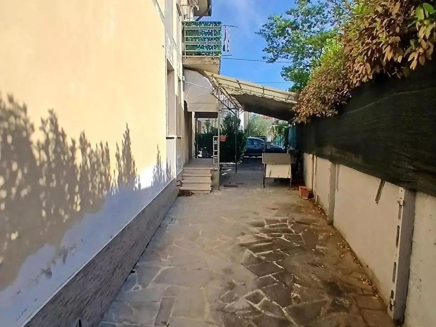 Immagine 15 di Appartamento in vendita  a San Giuliano Terme