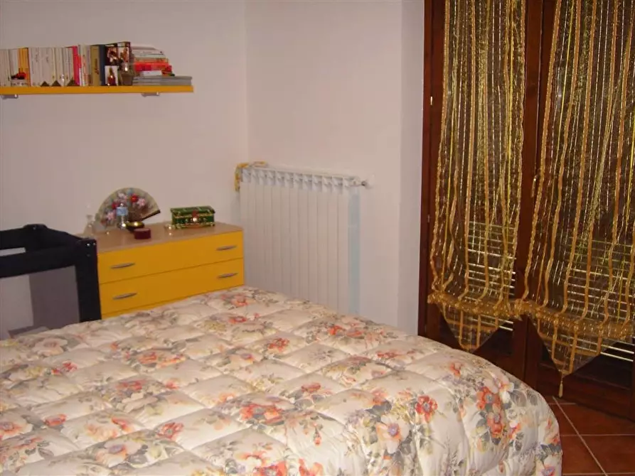 Immagine 14 di Villa in vendita  a Santa Fiora