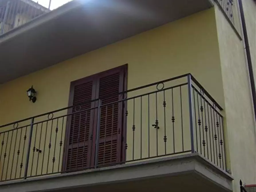 Immagine 6 di Villa in vendita  a Santa Fiora