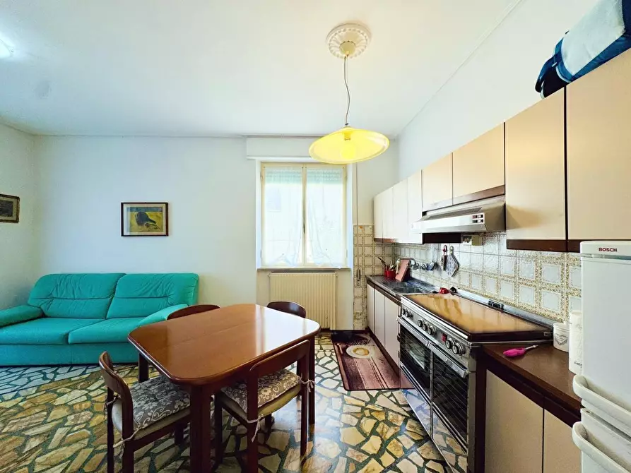 Immagine 6 di Appartamento in vendita  a Camaiore