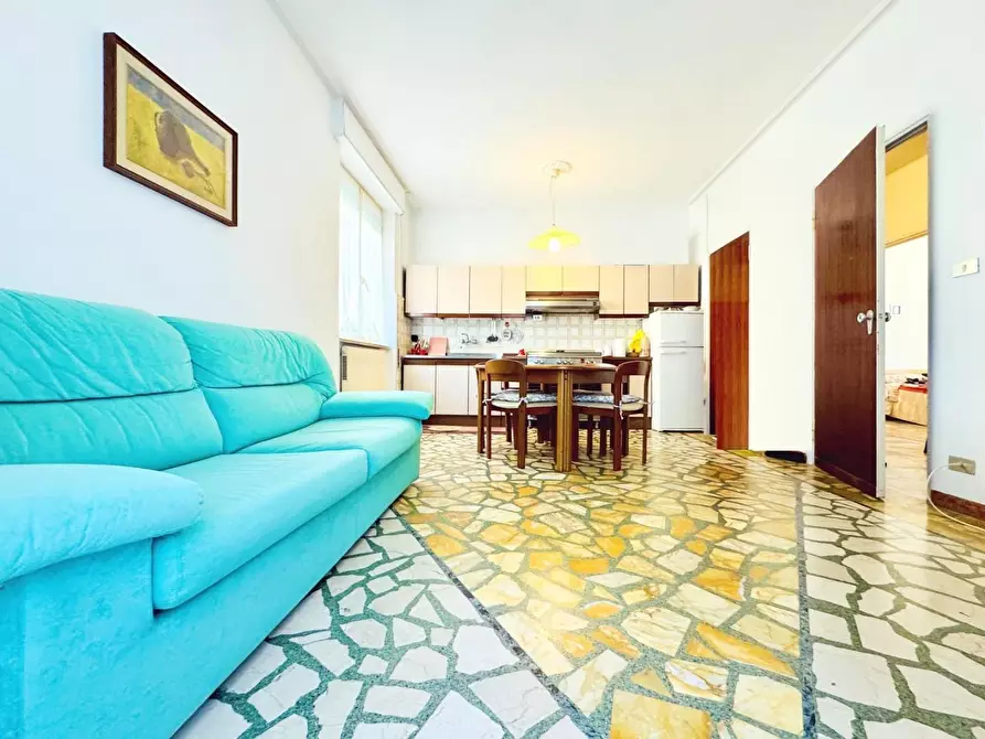 Immagine 10 di Appartamento in vendita  a Camaiore