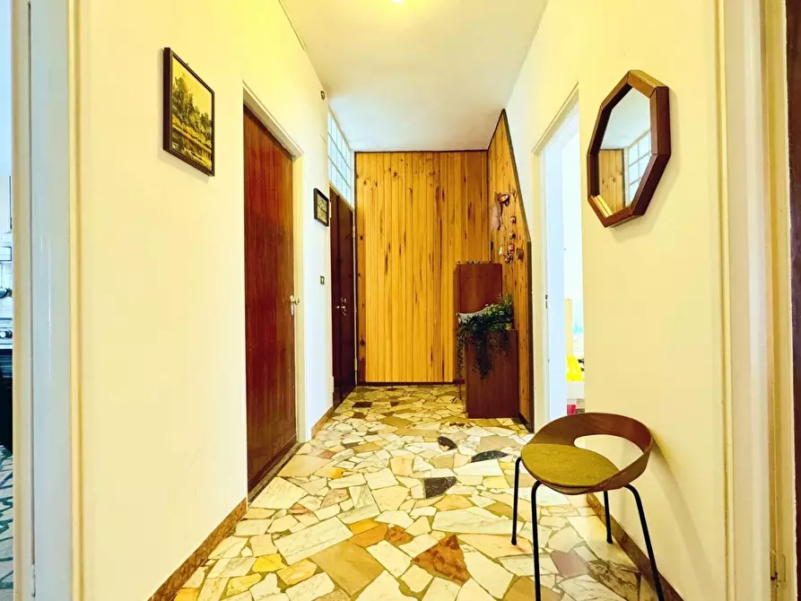 Immagine 16 di Appartamento in vendita  a Camaiore