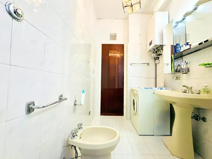 Immagine 23 di Appartamento in vendita  a Camaiore