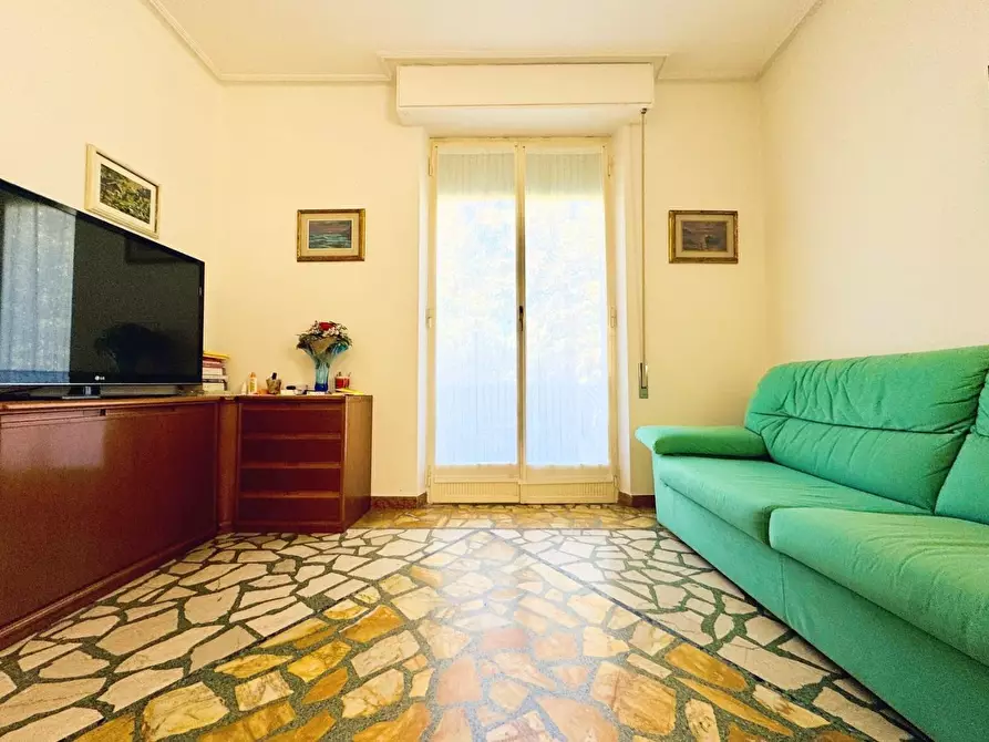 Immagine 1 di Appartamento in vendita  a Camaiore