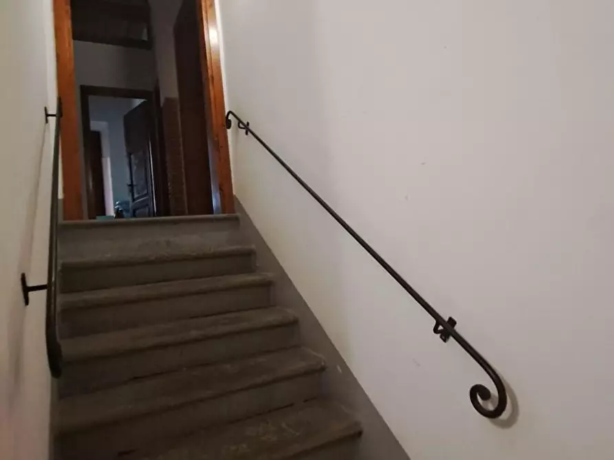 Immagine 11 di Villa in vendita  a Cascina