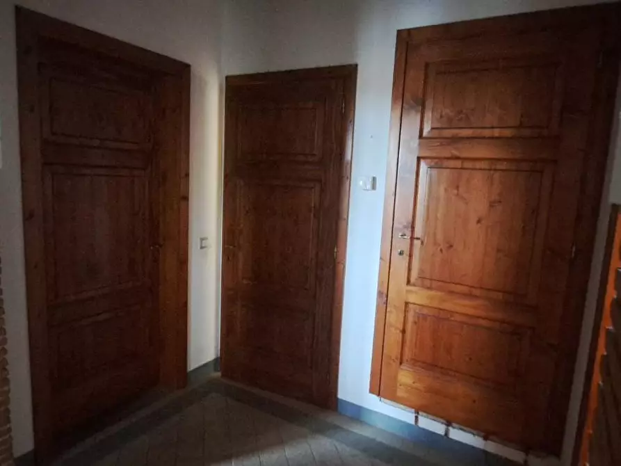 Immagine 6 di Villa in vendita  a Cascina