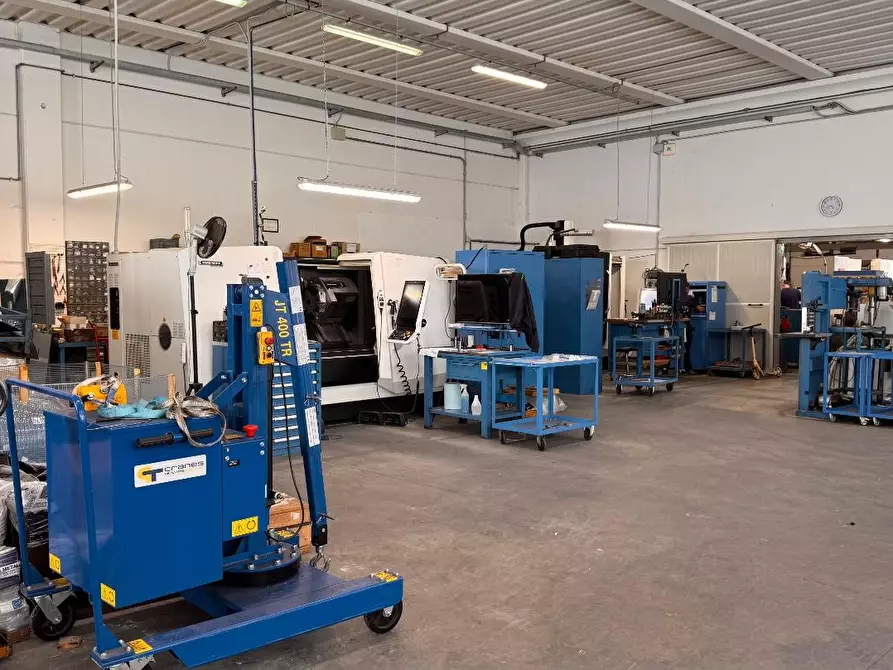 Immagine 6 di Attività artigianale in vendita  a Ponsacco