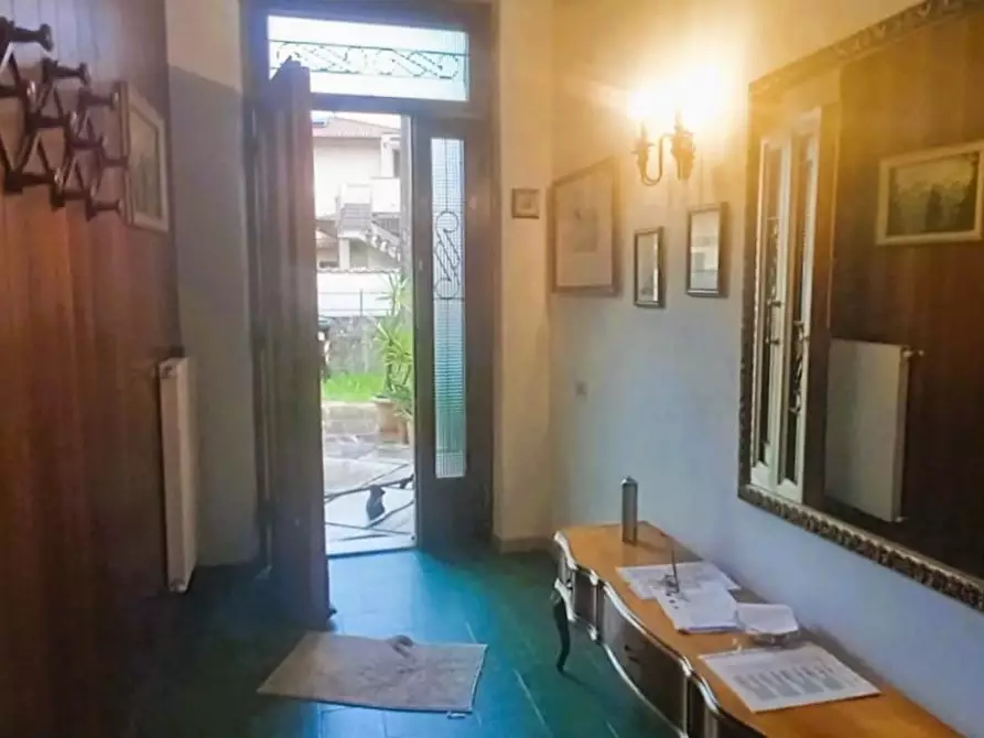 Immagine 26 di Villa in vendita  a Carrara