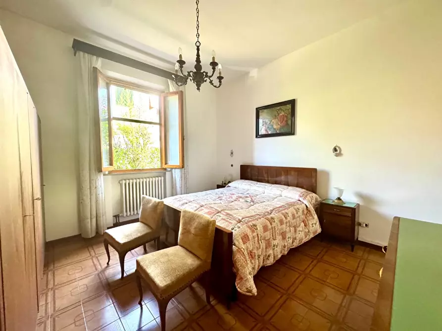 Immagine 21 di Villa in vendita  a Empoli