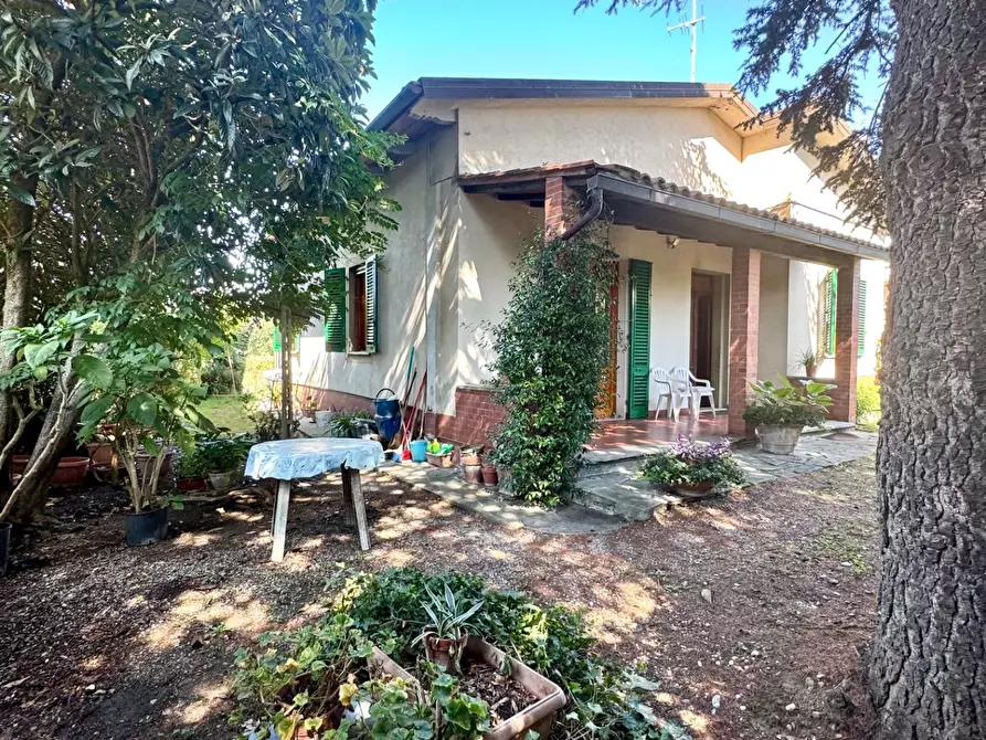 Immagine 36 di Villa in vendita  a Empoli