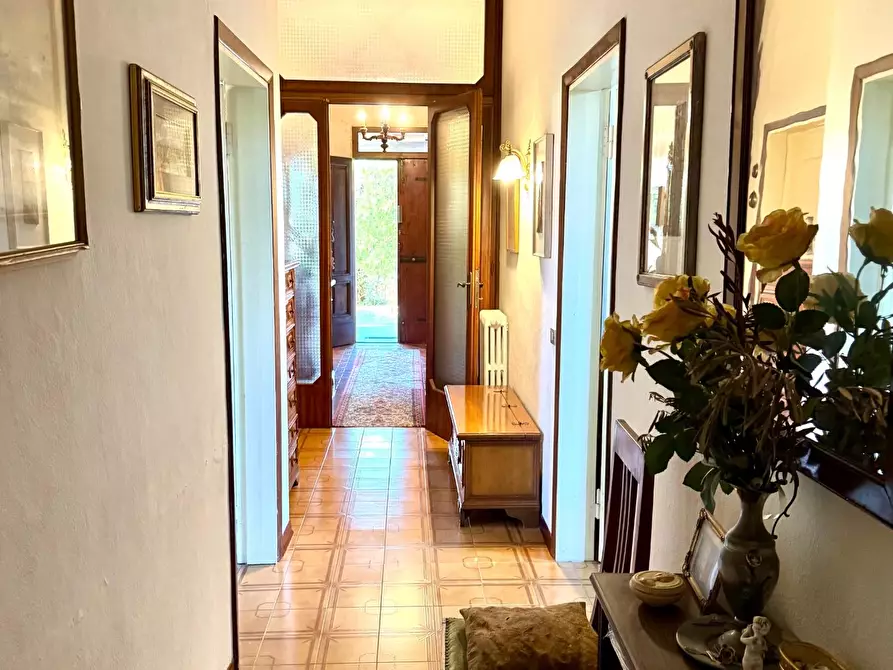 Immagine 25 di Villa in vendita  a Empoli